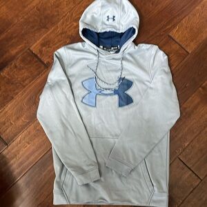 Under Armour Hoodie